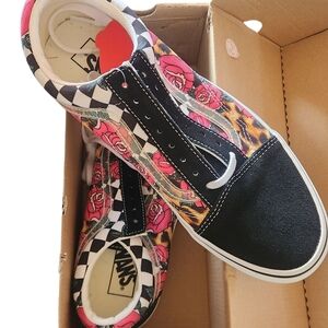 Vans Women’s Floral Check Leopard Skate Shoes - Black & Pink
